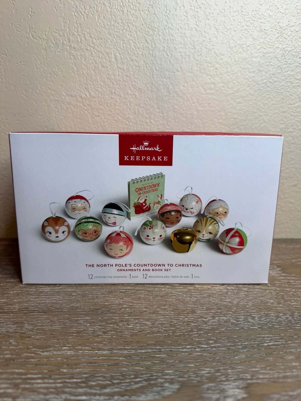 Hallmark Keepsake The North Pole's Countdown to Christmas Ornaments and Book Set